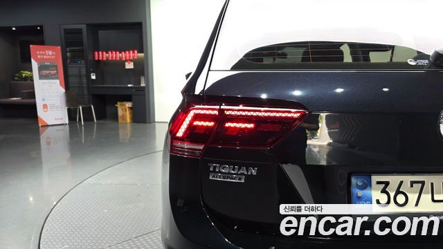 Volkswagen Tiguan Allspace 2.0 TDI Prestige 2020 — фото 23