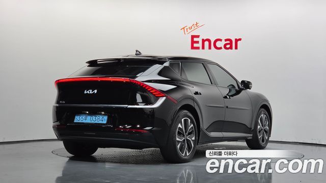 Kia EV6 Long Range Earth 2023 — фото 2