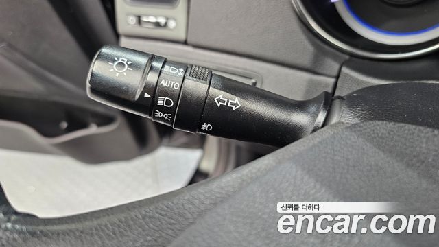 Hyundai Sonata The Brilliant CVVL Modern 2014 — фото 18