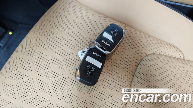 Kia Carnival (IV) Diesel 9-Seater Prestige 2023 — фото 34