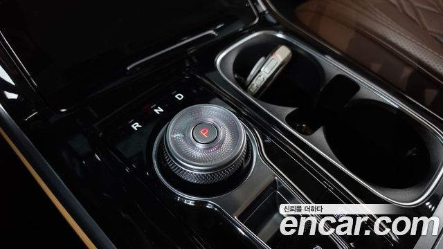 Kia Carnival (IV) Gasoline 7-Seater Signature 2023 — фото 9