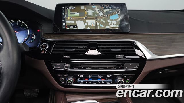 BMW 5 Series (G30) 530i M Sport Package Plus 2018 — фото 14