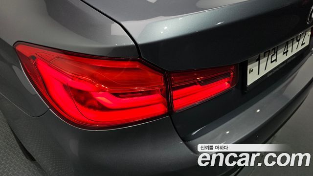 BMW 5 Series (G30) 530i M Sport Package Plus 2018 — фото 23