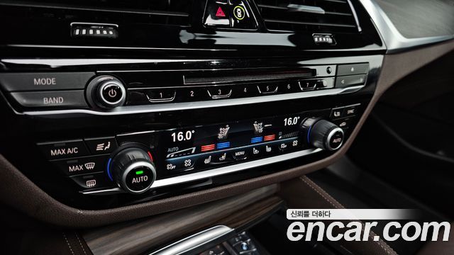 BMW 5 Series (G30) 530i M Sport Package Plus 2018 — фото 31