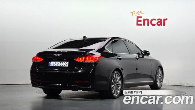 Genesis G80 2.2D AWD Premium Luxury 2018 — фото 2