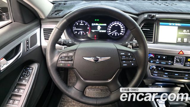 Genesis G80 2.2D AWD Premium Luxury 2018 — фото 13