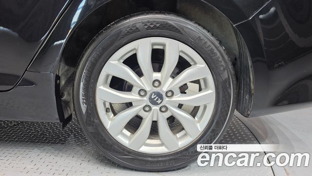 Kia K5 LPI Prestige 2014 — фото 21