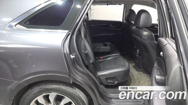 Kia Sorento Gasoline 2.0 Turbo 4WD Noblesse 2018 — фото 12