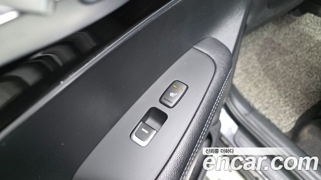 Kia Sorento Gasoline 2.0 Turbo 4WD Noblesse 2018 — фото 19