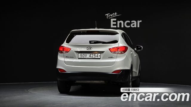 Hyundai Tucson ix Diesel(e-VGT) 2WD Smart special 2014 — фото 4