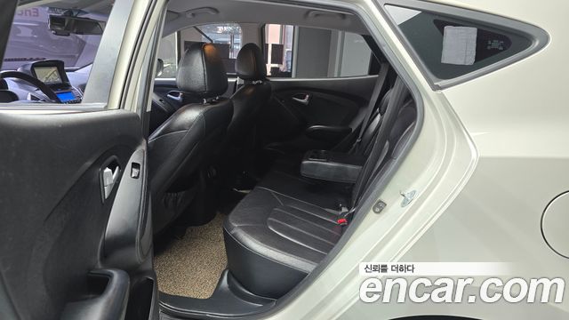 Hyundai Tucson ix Diesel(e-VGT) 2WD Smart special 2014 — фото 12