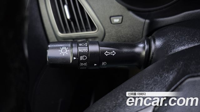 Hyundai Tucson ix Diesel(e-VGT) 2WD Smart special 2014 — фото 18