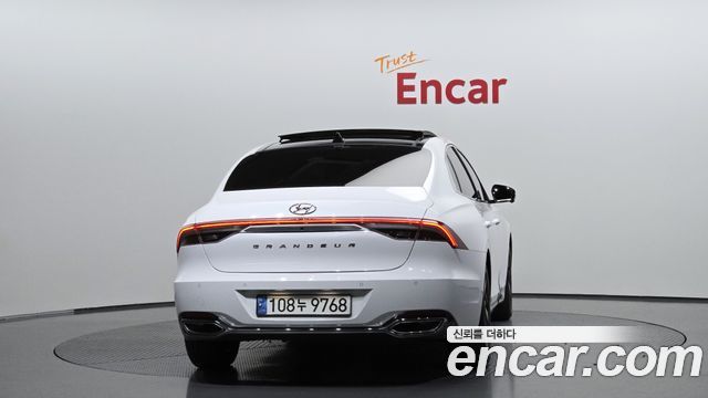 Hyundai Grandeur Hybrid (IG) Le Blanc 2023 — фото 4