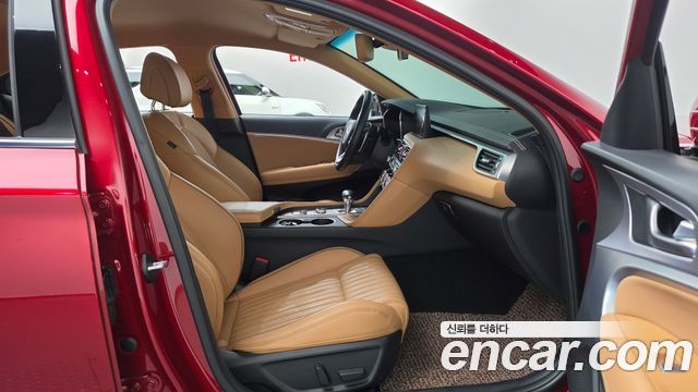 Genesis G70 Gasoline 2.0T 2WD 2021 — фото 26