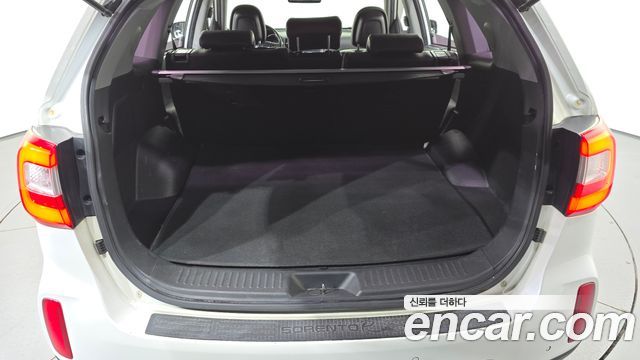 Kia Sorento R Diesel 2.0 4WD Prestige 2014 — фото 18