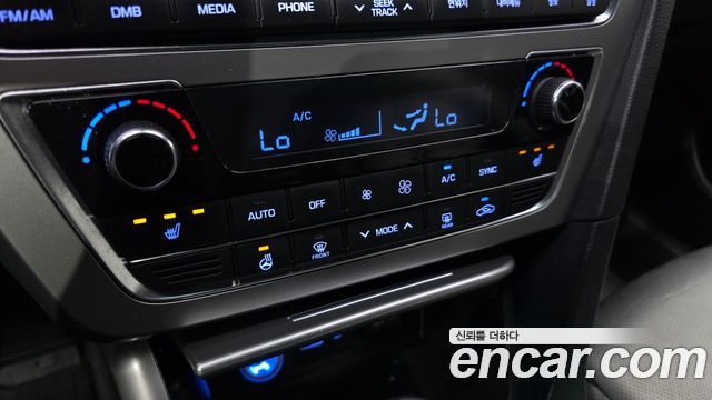 Hyundai Sonata (LF) 1.6 Turbo Smart 2017 — фото 17