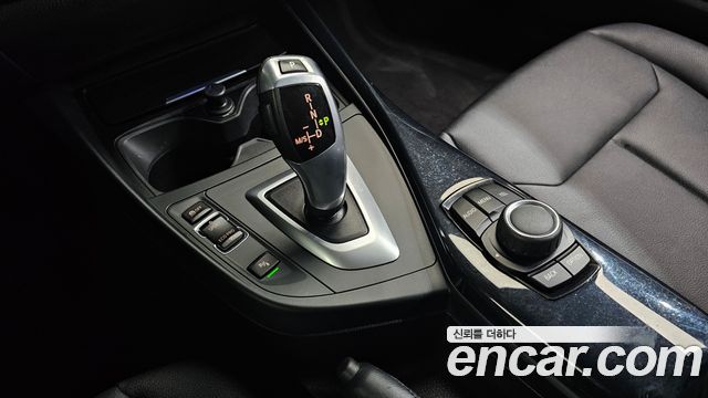 BMW 1 Series (F20) 118d Urban Pack1 5Dr 2014 — фото 9