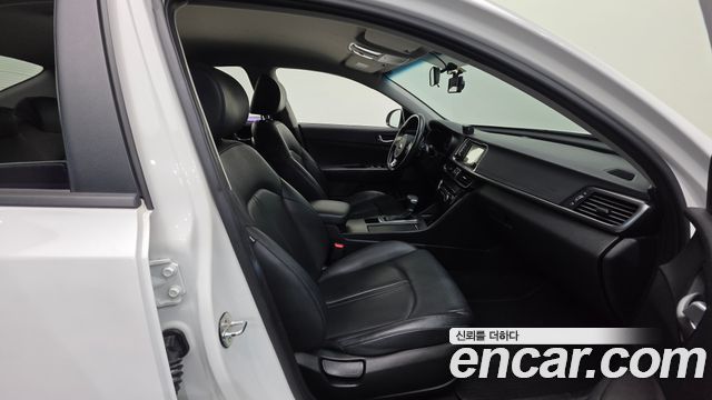 Kia K5 (II) LPI SX Luxury 2018 — фото 10