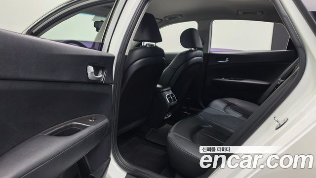 Kia K5 (II) LPI SX Luxury 2018 — фото 18