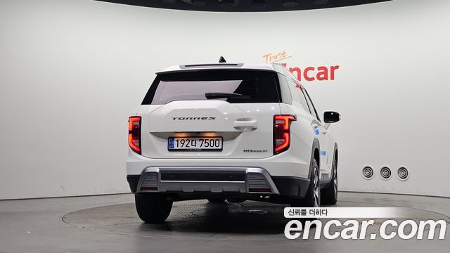 KG Mobility (SsangYong) Torres Gasoline 1.5 2WD T7 2024 — фото 4