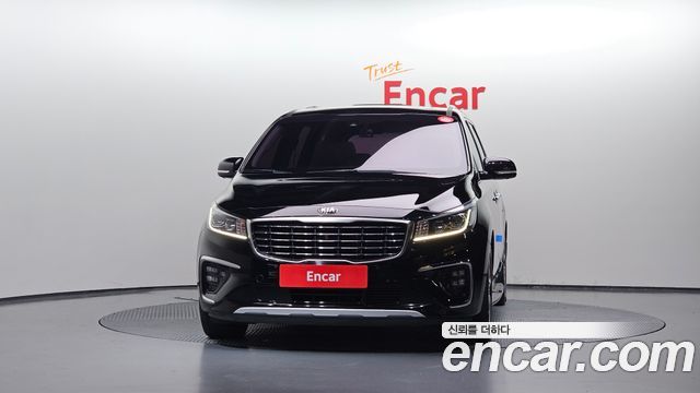 Kia Carnival 9-Seater Noblesse Special 2019 — фото 3