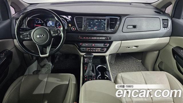 Kia Carnival 9-Seater Noblesse Special 2019 — фото 7