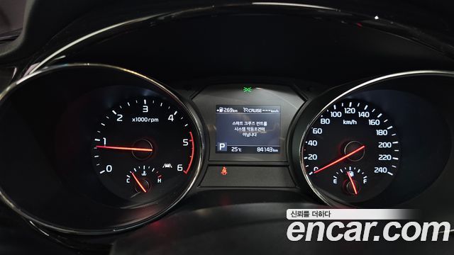 Kia Carnival 9-Seater Noblesse Special 2019 — фото 8