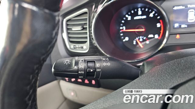 Kia Carnival 9-Seater Noblesse Special 2019 — фото 31