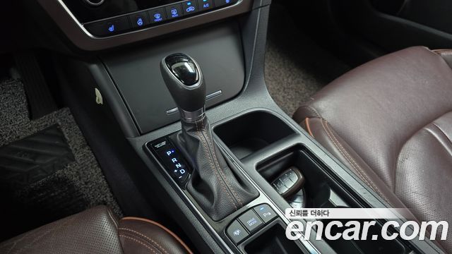 Hyundai Sonata (LF) 2.0 Care+ 2017 — фото 9