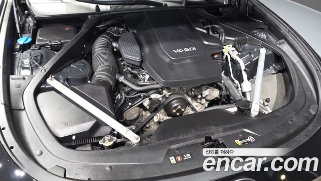 Kia K9 3.8 GDI AWD PlatinumⅡ 2019 — фото 6