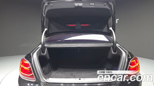 Kia K9 3.8 GDI AWD PlatinumⅡ 2019 — фото 20