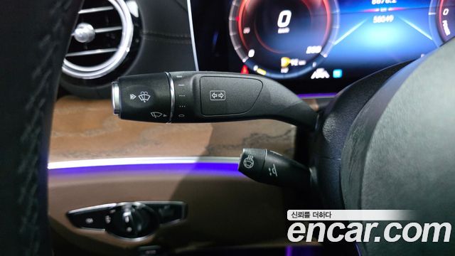 Mercedes-Benz E-Class (W213) E300e 4MATIC Exclusive 2021 — фото 20