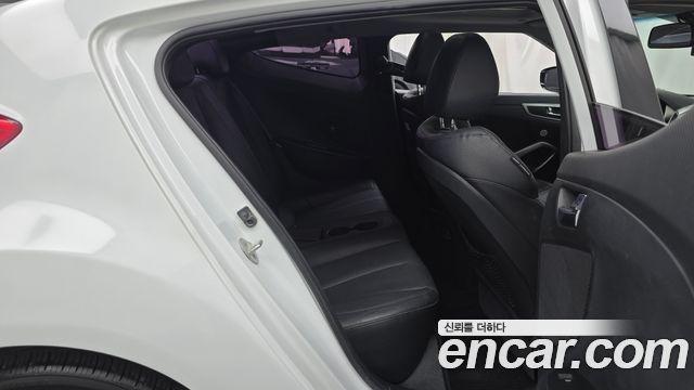 Hyundai Veloster PYL 2015 — фото 11