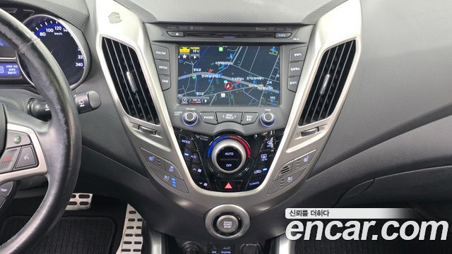 Hyundai Veloster PYL 2015 — фото 12