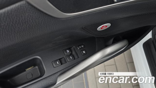 Hyundai Veloster PYL 2015 — фото 29