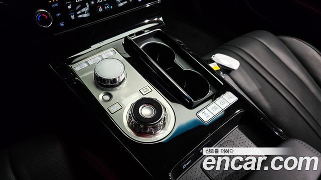 Genesis G80 (RG3) Gasoline 3.5 Turbo AWD 2026 — фото 9