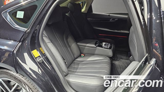 Genesis G80 (RG3) Gasoline 3.5 Turbo AWD 2026 — фото 11