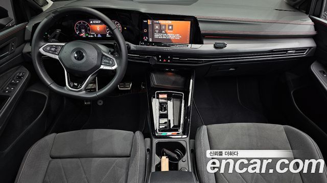 Volkswagen Golf (VIII) 2.0 TDI Prestige 2023 — фото 7