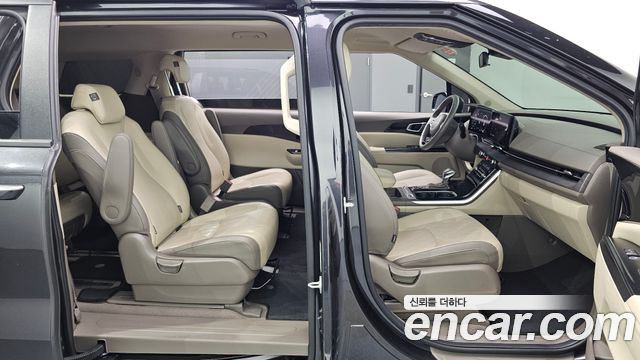 Kia Carnival (IV) Gasoline 9-Seater Prestige 2023 — фото 11