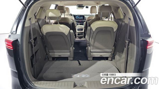 Kia Carnival (IV) Gasoline 9-Seater Prestige 2023 — фото 20
