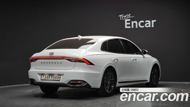 Hyundai Grandeur (IG) 2.5 Premium 2020 — фото 2