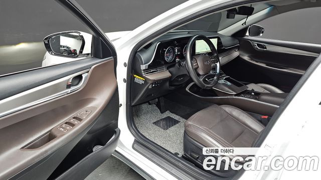 Hyundai Grandeur (IG) 2.5 Premium 2020 — фото 12