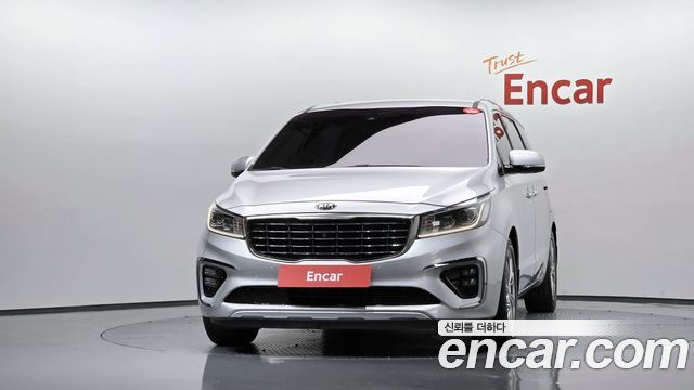 Kia Carnival Gasoline 7-Seater Limousine President 2019 — фото 3
