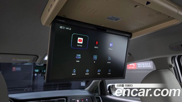 Kia Carnival Gasoline 7-Seater Limousine President 2019 — фото 18