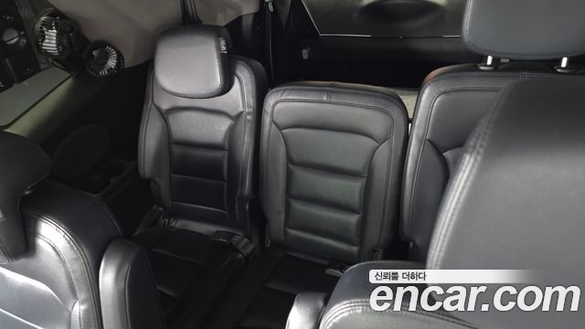KG Mobility (SsangYong) Korando Turismo 4WD RX 9-seater 2017 — фото 13