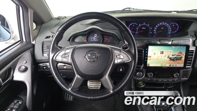 KG Mobility (SsangYong) Korando Turismo 4WD RX 9-seater 2017 — фото 14