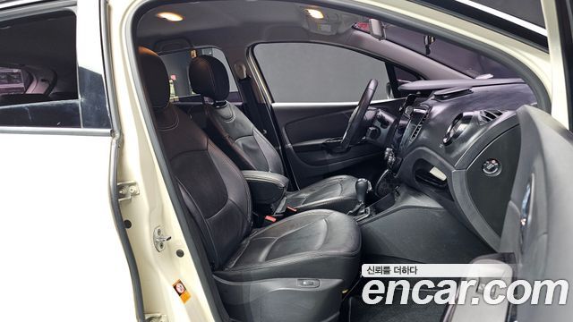 Renault Korea QM3 RE 2016 — фото 12