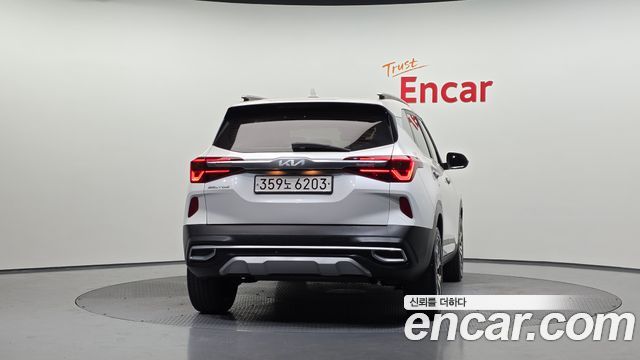 Kia Seltos Gasoline 1.6 Turbo 2WD Signature 2023 — фото 4