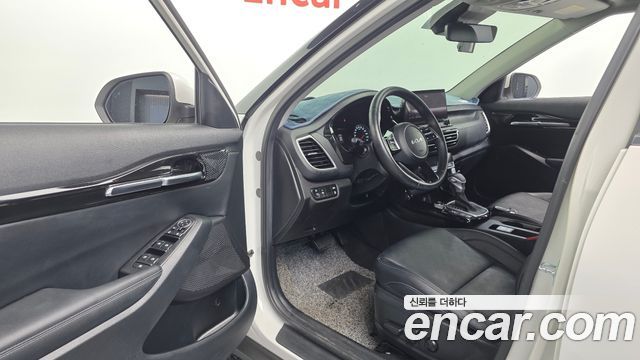 Kia Seltos Gasoline 1.6 Turbo 2WD Signature 2023 — фото 10