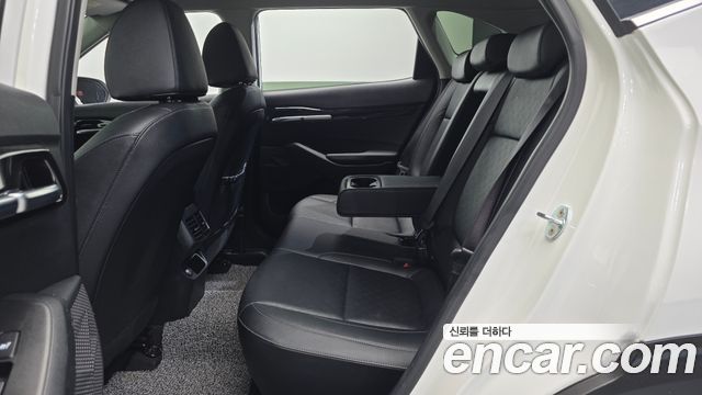 Kia Seltos Gasoline 1.6 Turbo 2WD Signature 2023 — фото 12